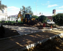 Обновление городского сквера продолжается