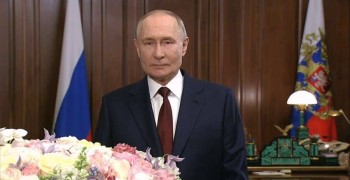 Поздравление российским женщинам с 8 Марта